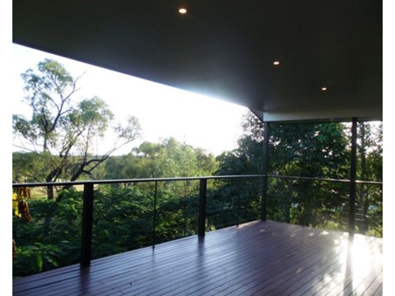 28 Miller Street, Collinsville QLD 4804