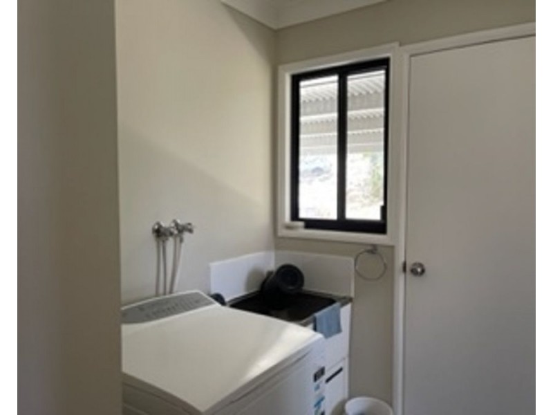 28 Miller Street, Collinsville QLD 4804