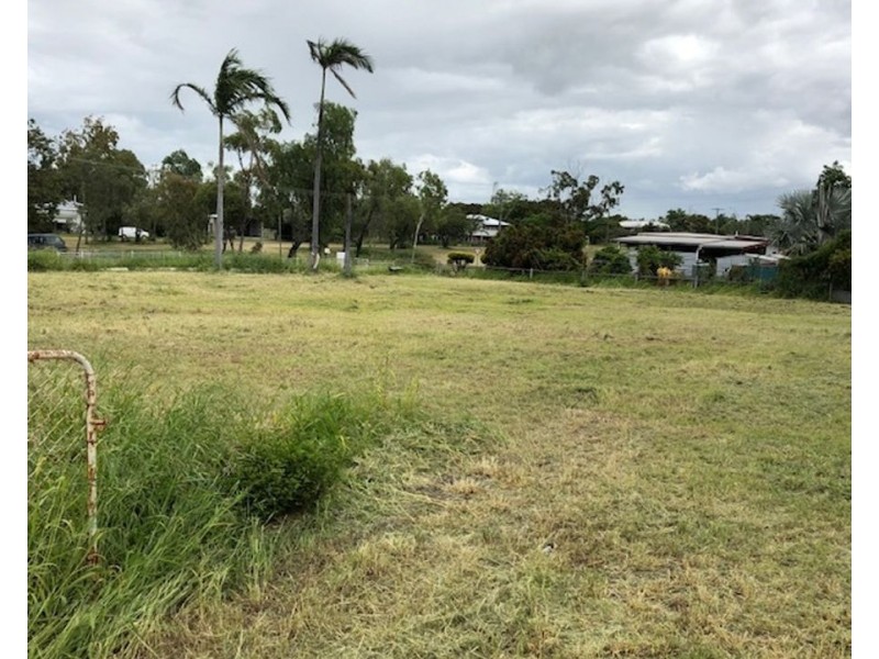 29 George Street, Collinsville QLD 4804