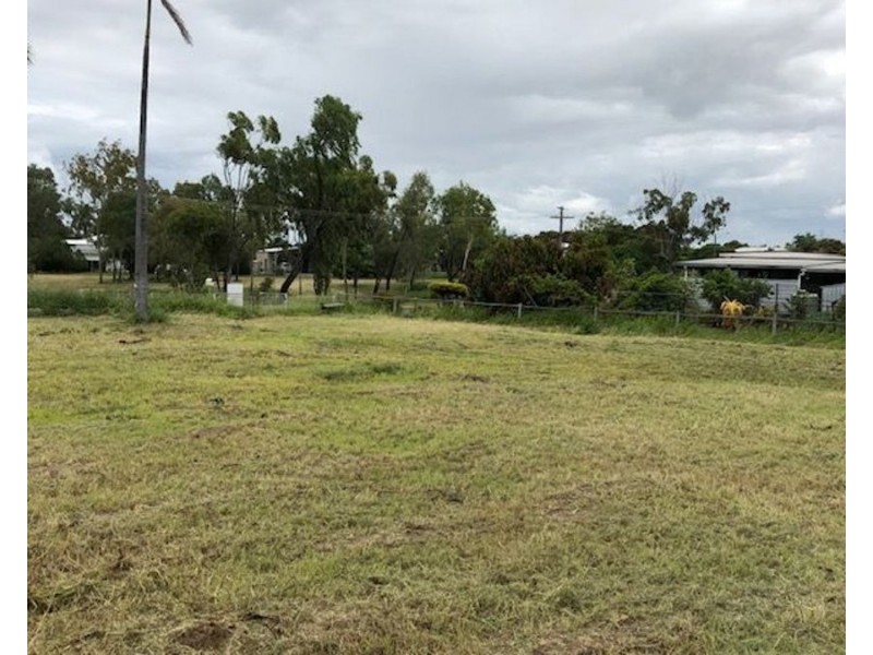 29 George Street, Collinsville QLD 4804