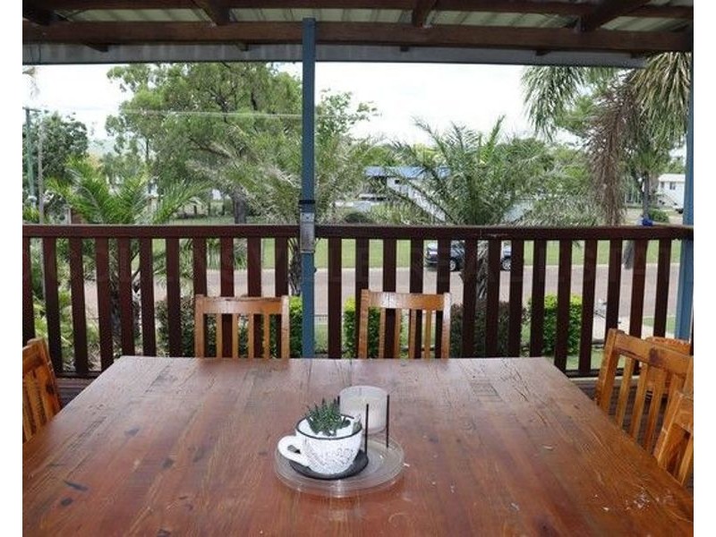 18 Parkinson Street, Collinsville QLD 4804