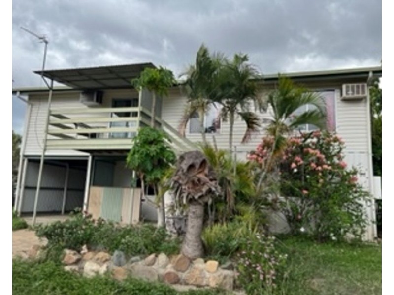 33 Walker Street, Collinsville QLD 4804