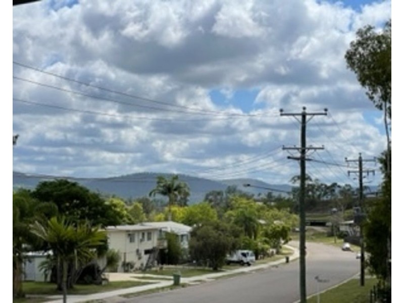 33 Walker Street, Collinsville QLD 4804