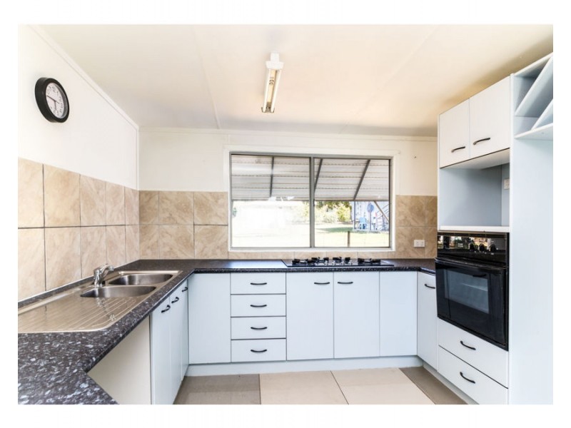 21 Macarthur Street, Collinsville QLD 4804