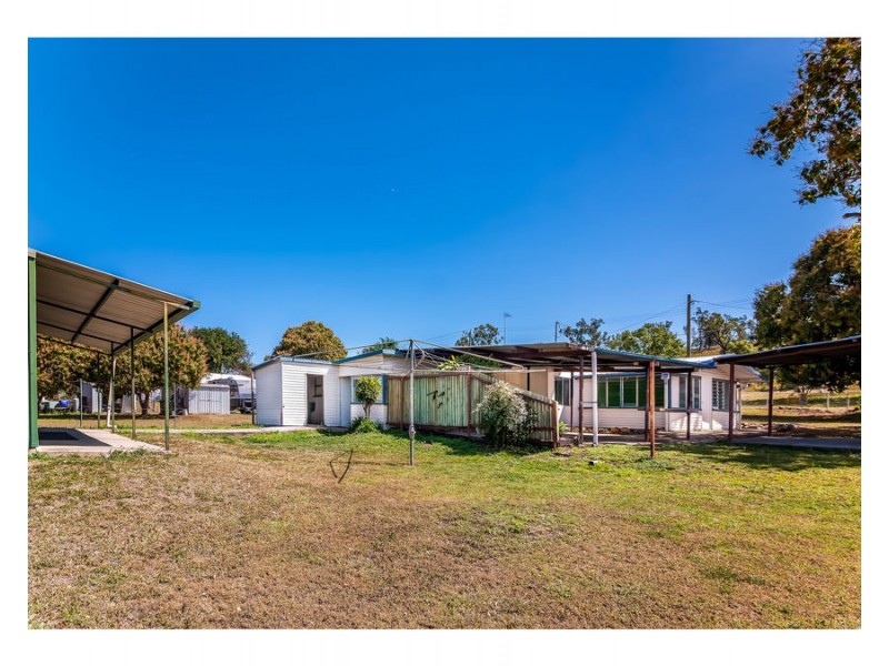 21 Macarthur Street, Collinsville QLD 4804