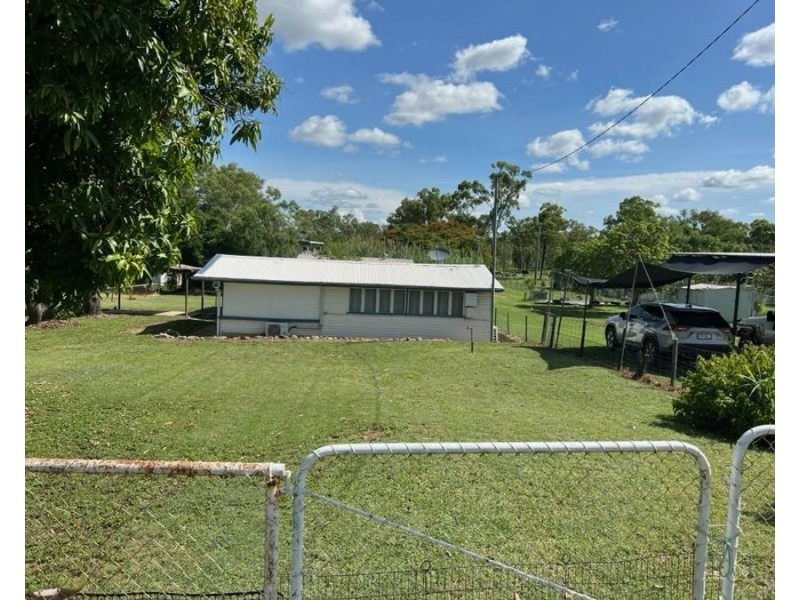 21 Macarthur Street, Collinsville QLD 4804