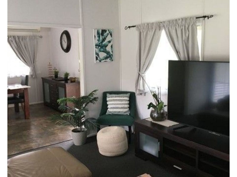 5 Doonan Street, Collinsville QLD 4804