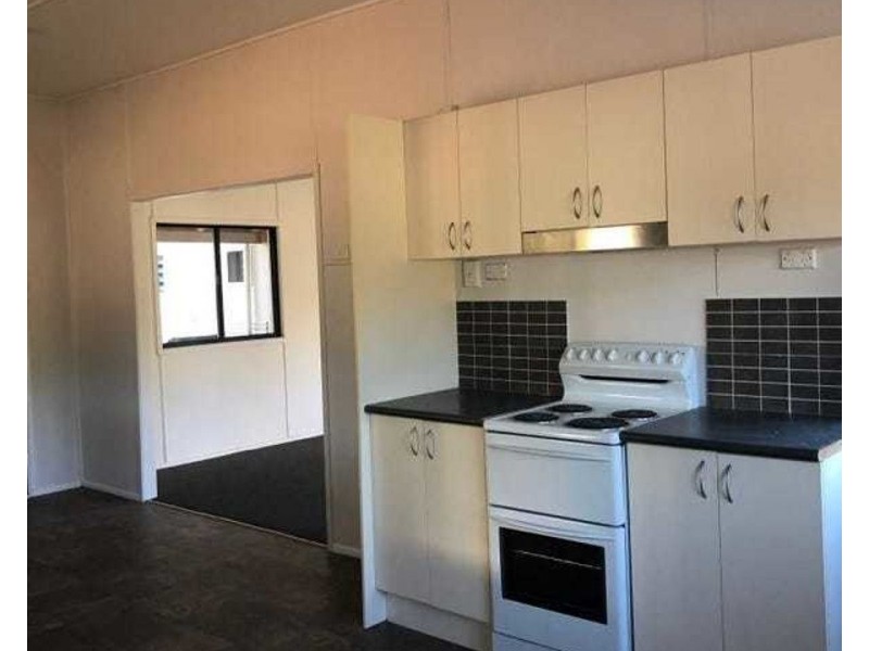 5 Doonan Street, Collinsville QLD 4804