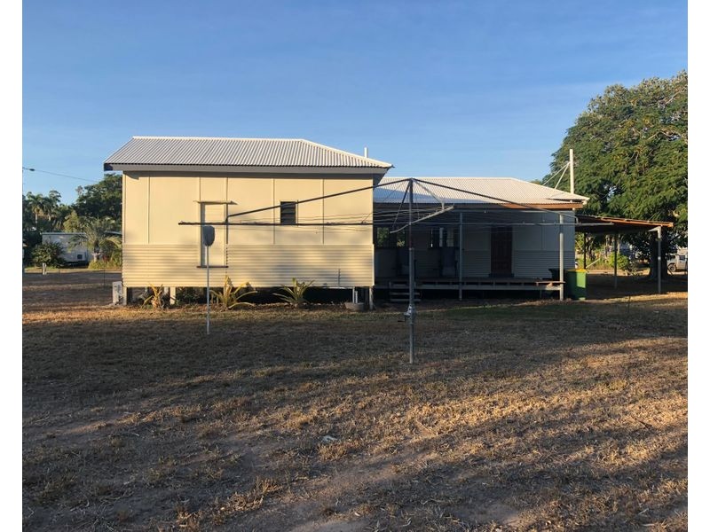 5 Doonan Street, Collinsville QLD 4804