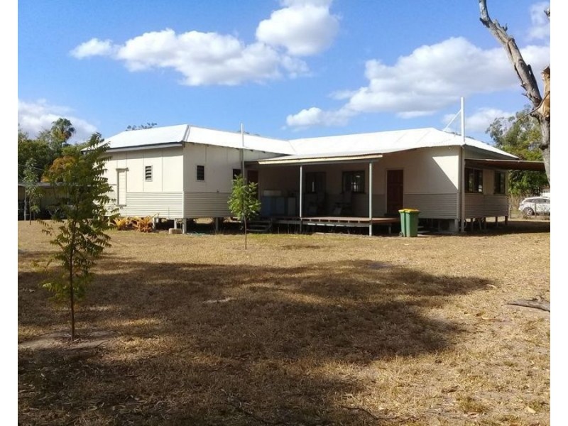 5 Doonan Street, Collinsville QLD 4804