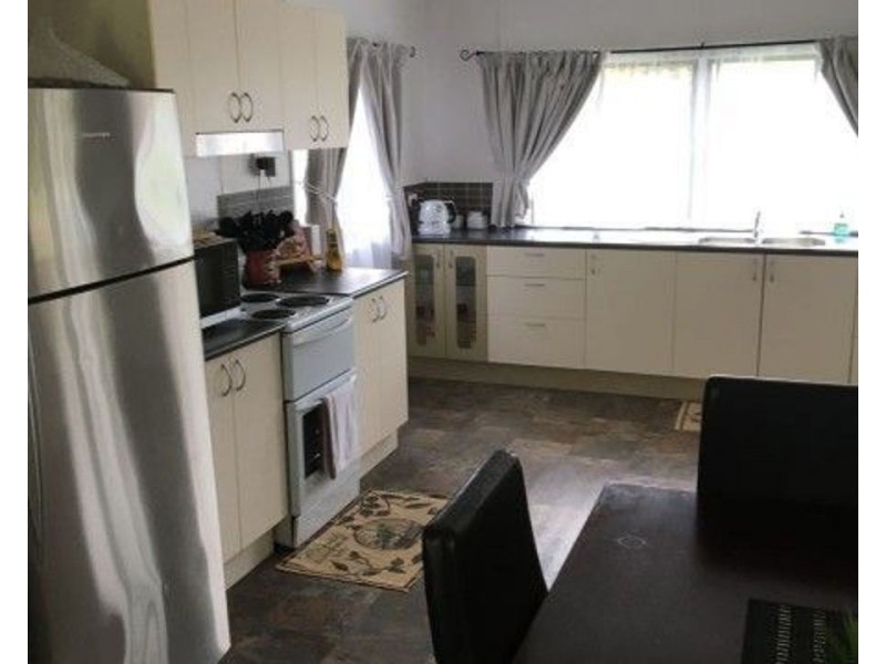 5 Doonan Street, Collinsville QLD 4804