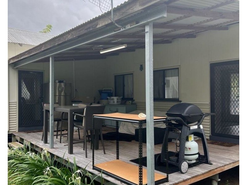 5 Doonan Street, Collinsville QLD 4804