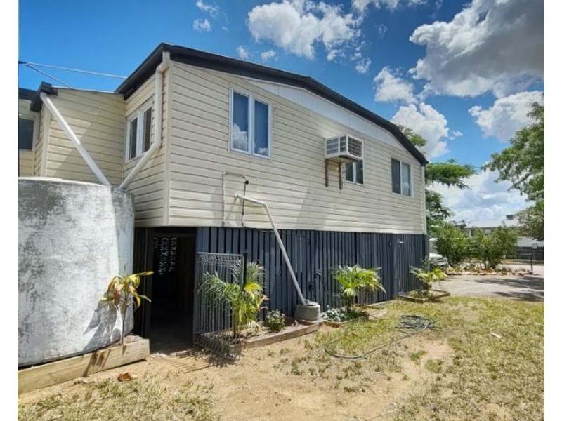 25 Pelican Street, Collinsville QLD 4804