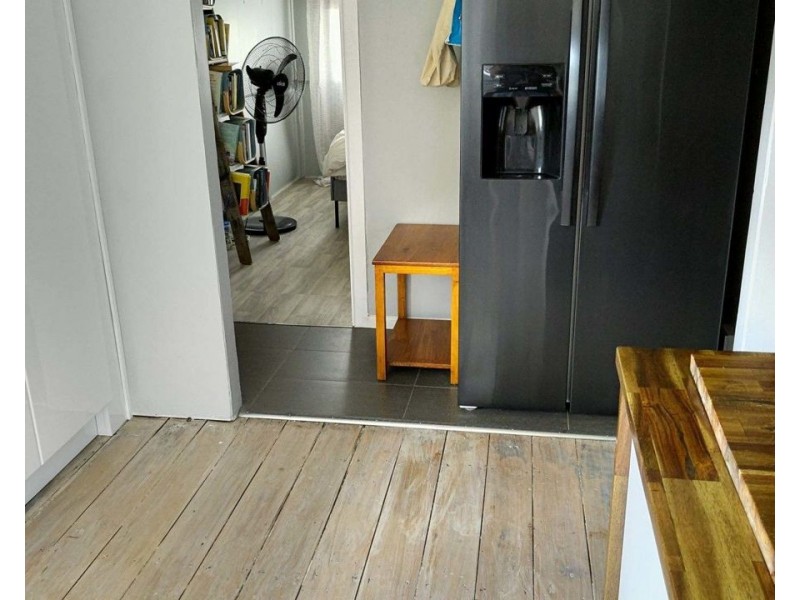 25 Pelican Street, Collinsville QLD 4804