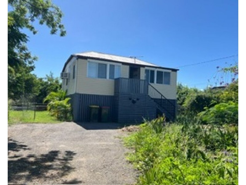 25 Pelican Street, Collinsville QLD 4804