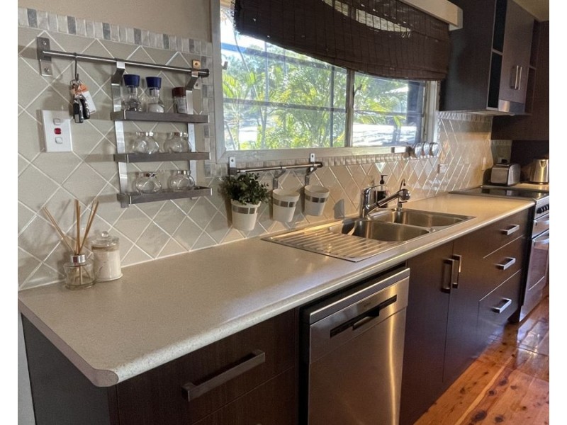 5 Cunningham Street, Collinsville QLD 4804