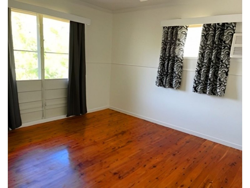 5 Cunningham Street, Collinsville QLD 4804