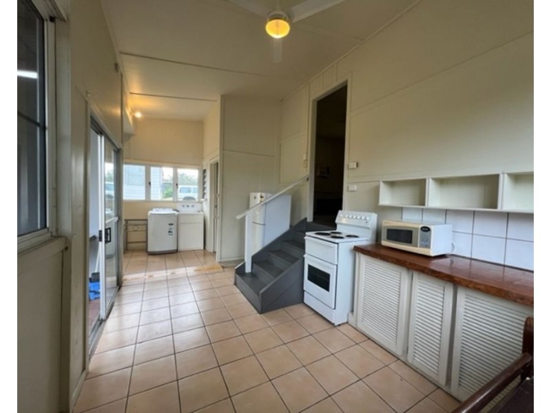 37 Macarthur Street, Collinsville QLD 4804