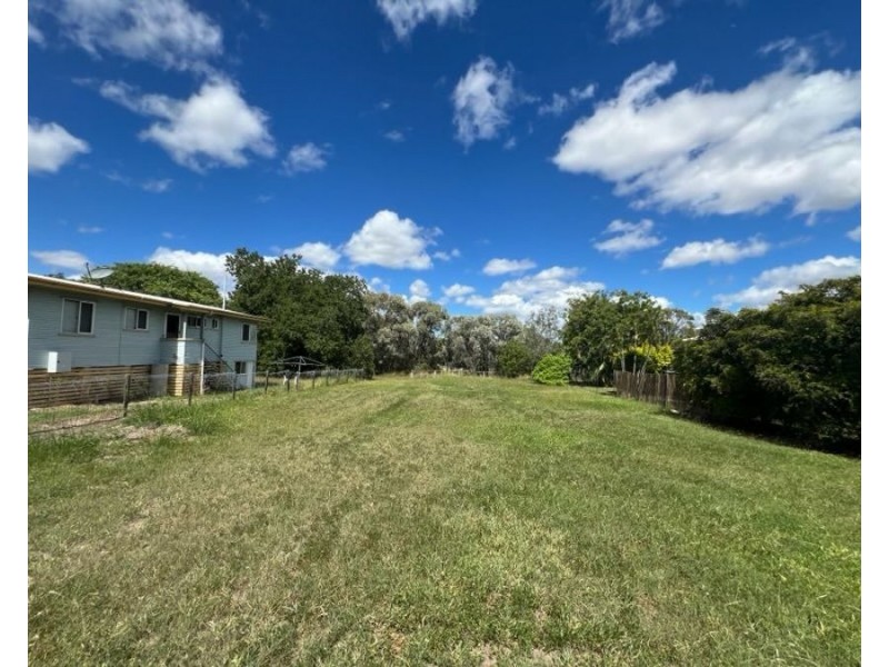 13 Gralton Street, Collinsville QLD 4804