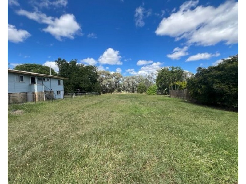 13 Gralton Street, Collinsville QLD 4804