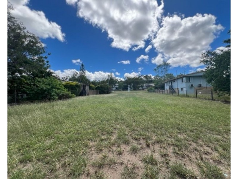 13 Gralton Street, Collinsville QLD 4804