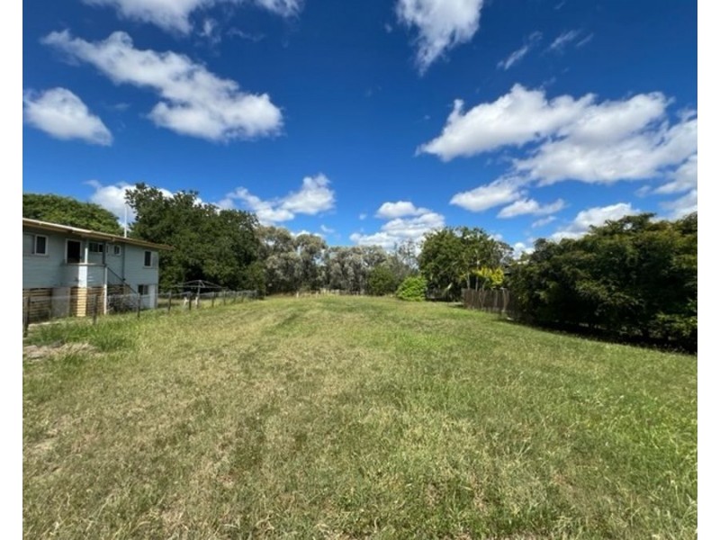 13 Gralton Street, Collinsville QLD 4804
