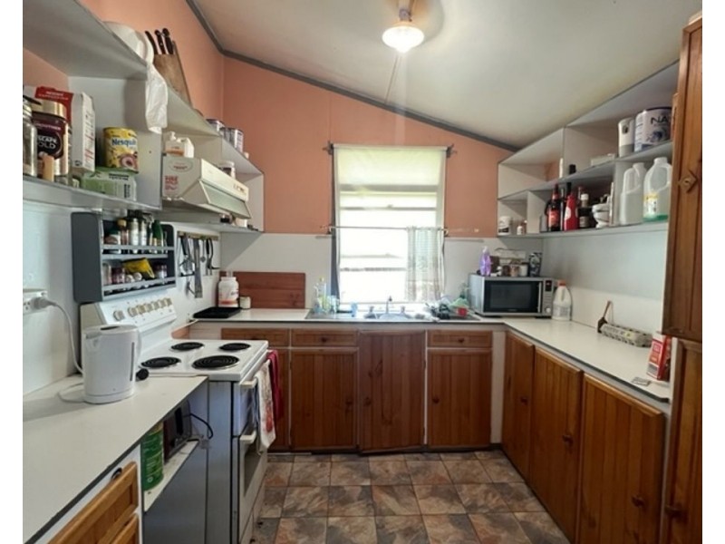 58 Stanley Street, Collinsville QLD 4804