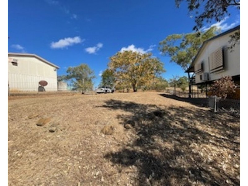 24 Parkinson Street, Collinsville QLD 4804