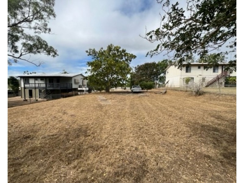 24 Parkinson Street, Collinsville QLD 4804