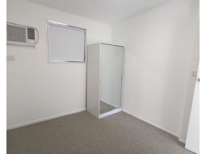 33 Fifth Avenue, Scottville QLD 4804