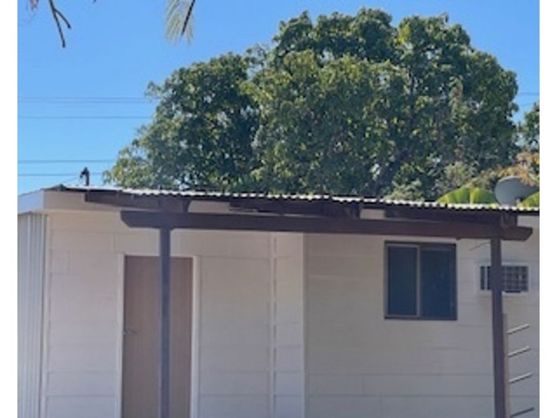 33 Fifth Avenue, Scottville QLD 4804