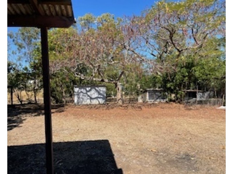 33 Fifth Avenue, Scottville QLD 4804