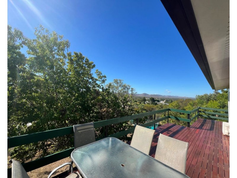 11 RUFF COURT, Collinsville QLD 4804