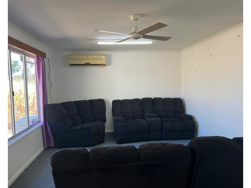 11 RUFF COURT, Collinsville QLD 4804