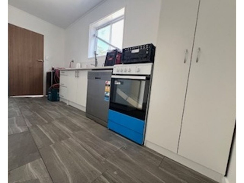 33 FIFTH AVENUE, Scottville QLD 4804