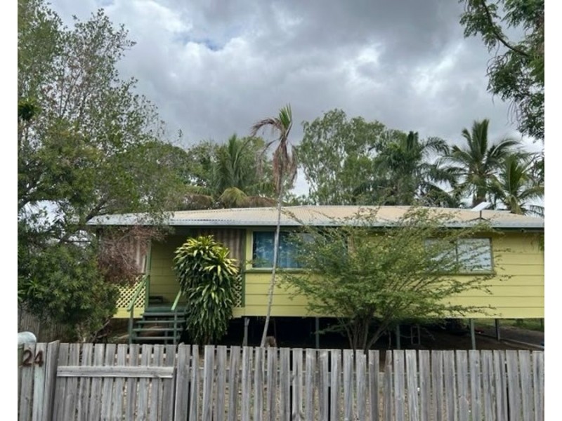 24 Seventh Avenue, Scottville QLD 4804