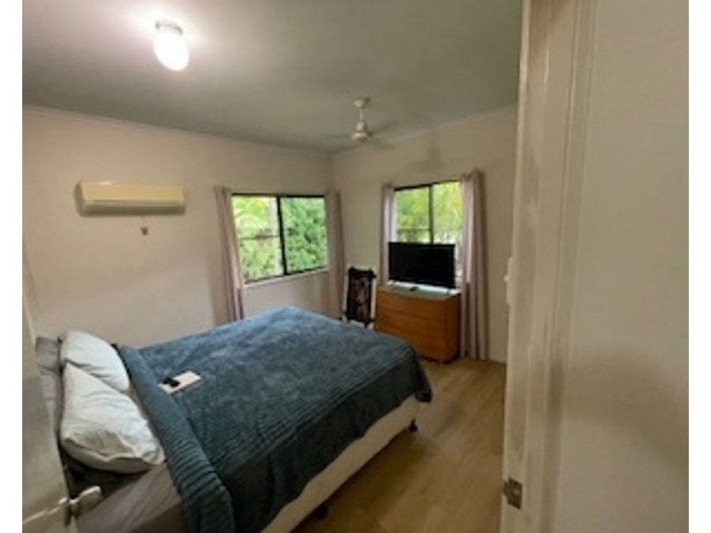 13 Balaka Street, Cannonvale QLD 4802