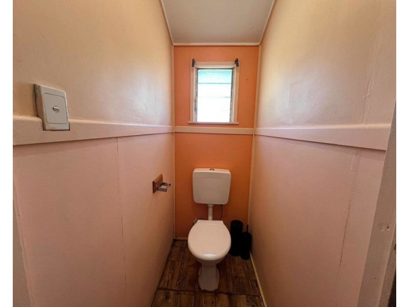 6-8 Strathmore Street, Collinsville QLD 4804