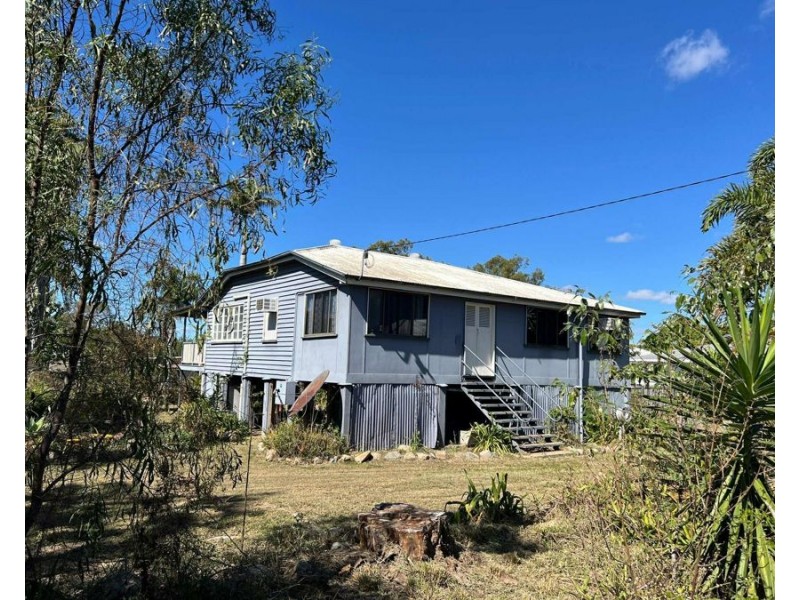 6-8 Strathmore Street, Collinsville QLD 4804