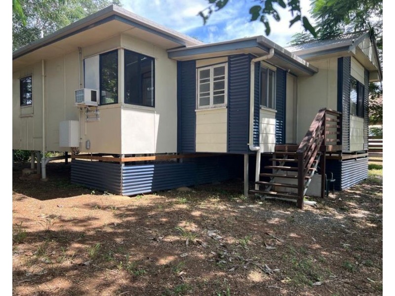 29 A FOURTH AVENUE, Scottville QLD 4804