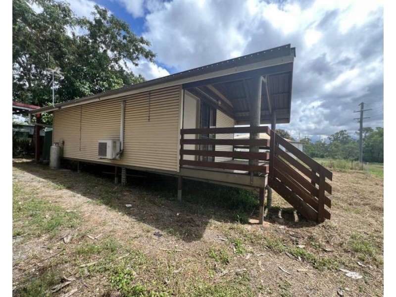29 B FOURTH AVENUE, Scottville QLD 4804