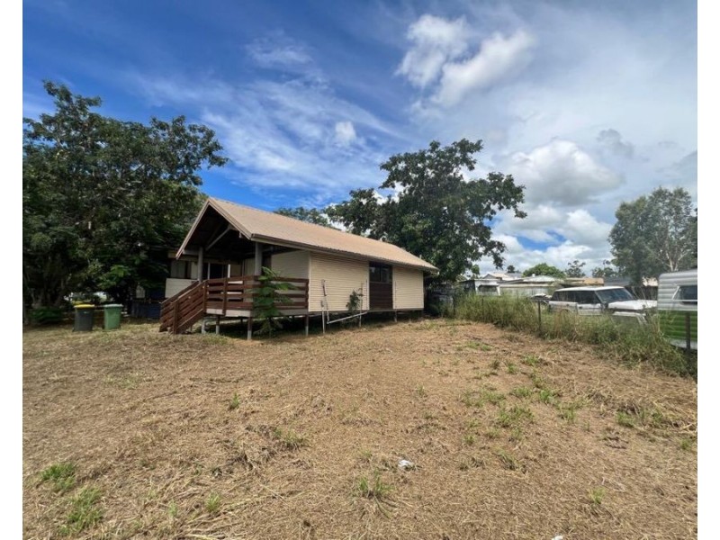 29 B FOURTH AVENUE, Scottville QLD 4804