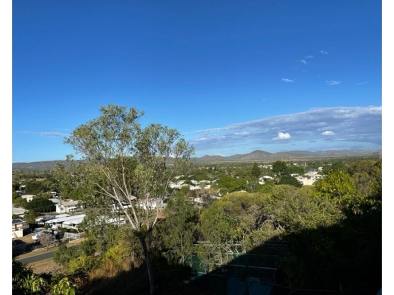 11 Ruff Court, Collinsville QLD 4804