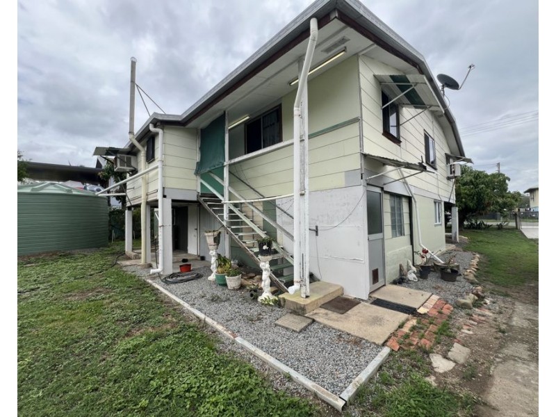 10 Toussaint Street, Collinsville QLD 4804