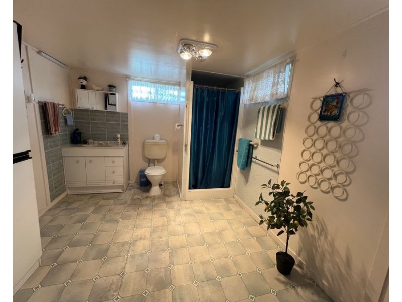 10 Toussaint Street, Collinsville QLD 4804