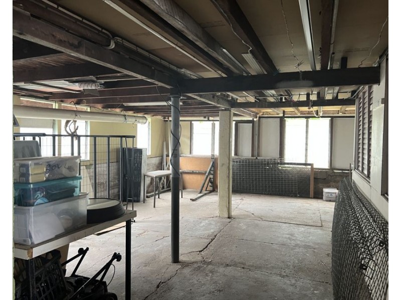 10 Toussaint Street, Collinsville QLD 4804