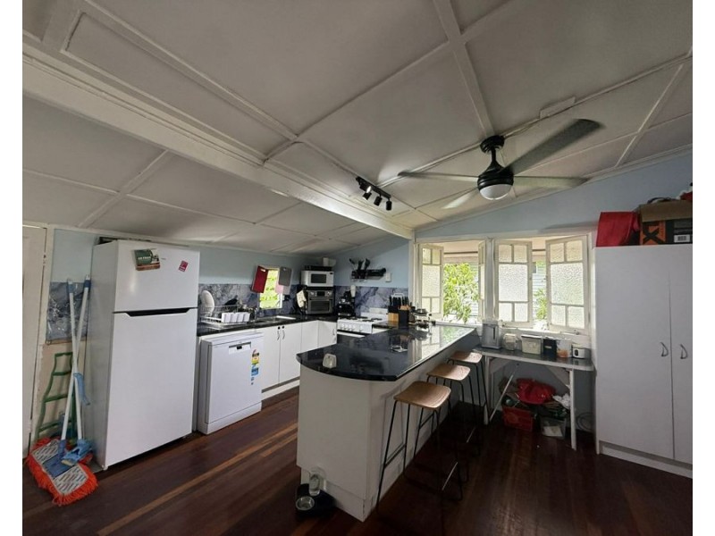 1 Pelican Street, Collinsville QLD 4804