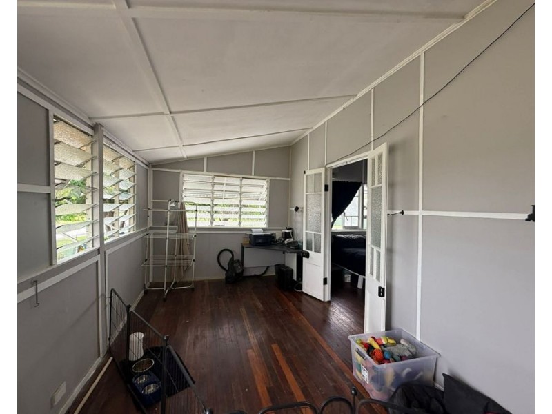 1 Pelican Street, Collinsville QLD 4804