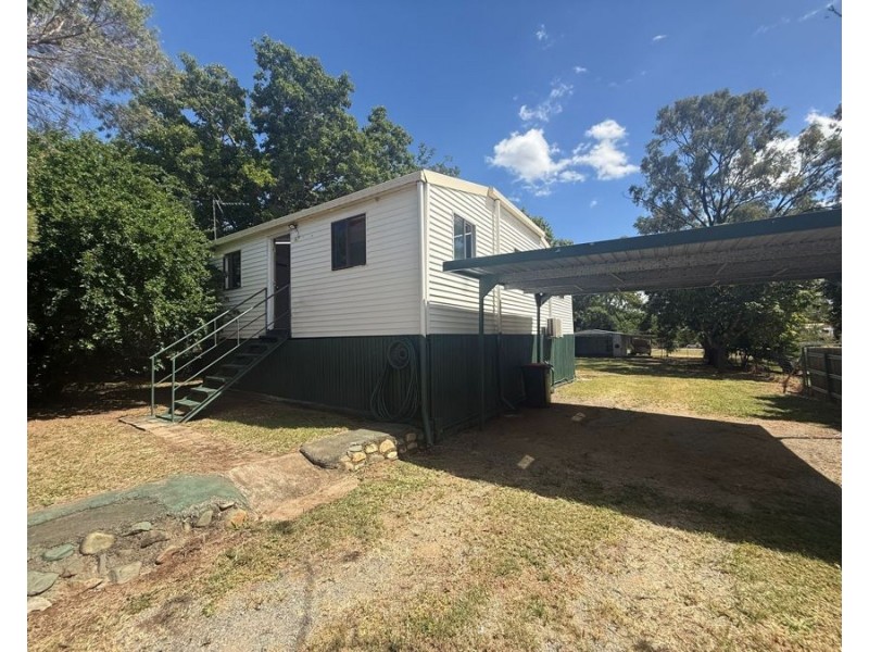 48 Fifth Avenue, Scottville QLD 4804