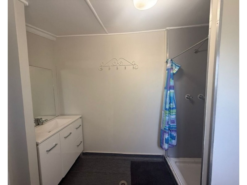 48 Fifth Avenue, Scottville QLD 4804